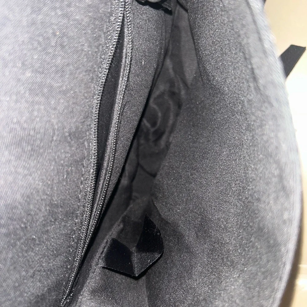 Botkier Trigger mini backpack - Picture 5 of 5
